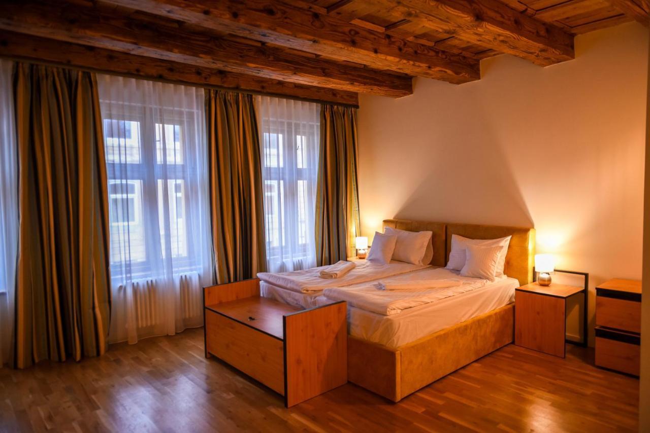 Schloss Apartments Brașov Exterior foto